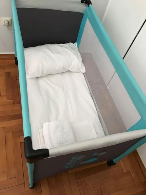 2Bdr Olympianzeus Apt With Netflix Афіни Екстер'єр фото