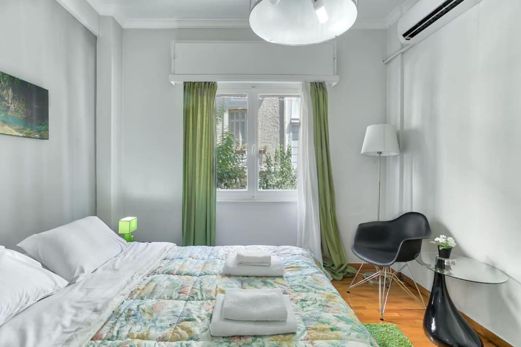 2Bdr Olympianzeus Apt With Netflix Афіни Екстер'єр фото