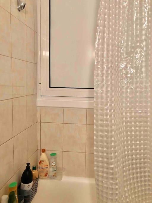 2Bdr Olympianzeus Apt With Netflix Афіни Екстер'єр фото